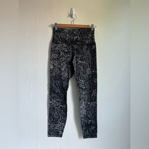 6 Lululemon Align Pants II 25" leggings grey black white floral women’s